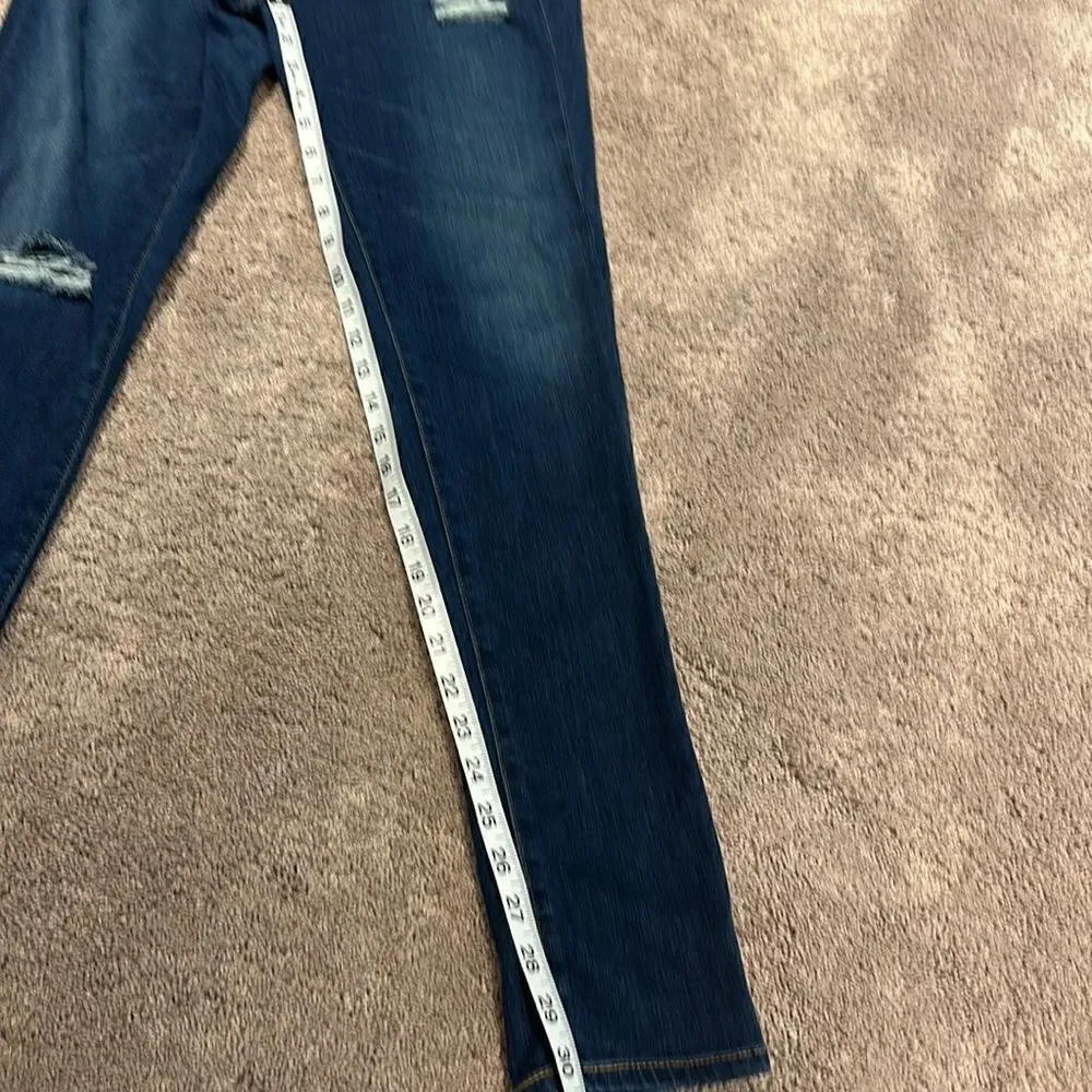 AG legging super skinny denim -very stretchy size 28R